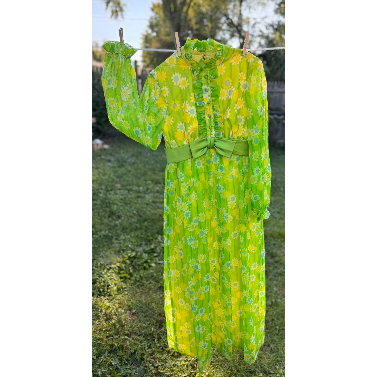 Vintage 1960s Green Daisy Floral Maxi Dress Sheer Sleeves Bow Waist Flowers